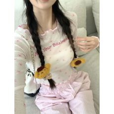 批发小众纯欲字母碎花微透防晒<b class='q'>长袖</b>t恤女夏季白色百搭修身显瘦罩衫潮