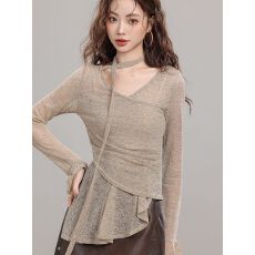 批发洋气独特别致上衣<b class='q'>秋</b>季温柔风不规则修身显瘦V领长袖上衣