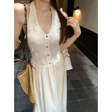 批发法式蕾丝拼接挂脖连衣裙女夏季设计感收腰裙子气质轻熟风a字长裙