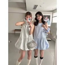 批发蓝色<b class='q'>蝴蝶结</b>刺绣<b class='q'>连衣裙</b>女夏季新款小个子高腰a字花苞短裙