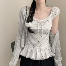 批发2026新款时尚洋气<b class='q'>个性</b>荷叶边短袖女生夏季波点蕾丝系带收腰上衣潮