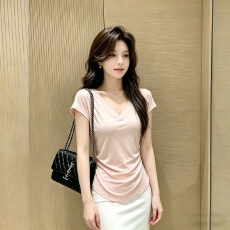 辣妹修身短袖t恤女V领正肩露锁骨夏季褶皱收腰纯欲短款紧身小上衣