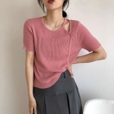 批发2026夏季露肩薄款短袖T恤女设计感小众心机甜美韩版打底针织上衣