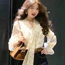 批发法式气质高级感荷叶边波点长袖<b class='q'>衬衣</b>女秋季温柔风绑带别致<b class='q'>衬衫</b>上衣