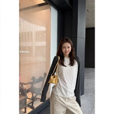 批发<b class='q'>甜美</b>碎花拼接炭灰长袖圆领T恤女秋季新款修身显瘦时尚外穿上衣ins