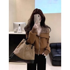 批发美式复古高级感毛领l外套女加厚秋冬美式复古设计感短款<b class='q'>上衣</b>