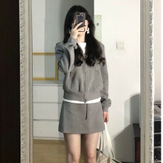 批发美式复古灰色卫衣连帽外套半裙两件套宽松显瘦休闲<b class='q'>运动</b>套装