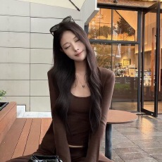 批发纯欲春秋立领开衫拉链运动套<b class='q'>装</b><b class='q'>女</b>吊带翻腰修身阔腿裤网红<b class='q'>三件套</b>
