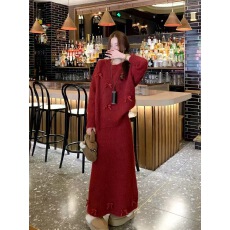 新品现现~2025冬季新款韩版时尚气质减龄圣诞红色蝴蝶结套装