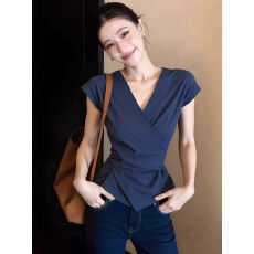 批发法式气质V领<b class='q'>短袖</b><b class='q'>衬衫</b>女夏2026新款收腰设计感小众高级感短款上衣