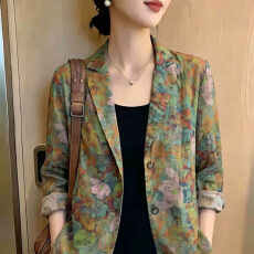 批发<b class='q'>时尚</b><b class='q'>女装</b>百搭新款个性洋气印花翻领<b class='q'>潮流</b>薄款外套2026早秋款女士