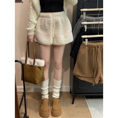 批发慵懒风气质羊羔毛抽绳<b class='q'>短裤</b>女冬季<b class='q'>高腰</b>宽松保暖休闲裤热裤