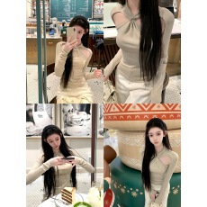 批发白水女 嗲嗲小柔兔 扭结镂空<b class='q'>打底衫</b>女冬季设计感纯欲<b class='q'>修身</b>显瘦上衣