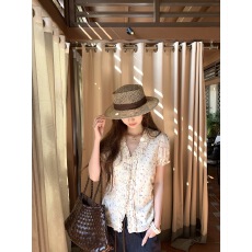 批发红人馆<b class='q'>衬衫</b>女款2026新款夏季设计感小衫法式上衣碎花蕾丝短袖<b class='q'>衬衣</b>