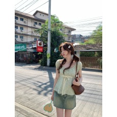 批发PtonUmi春野花涧 大圆领巨好看短袖<b class='q'>T</b><b class='q'>恤</b>春夏新款漂亮碎花上衣显瘦