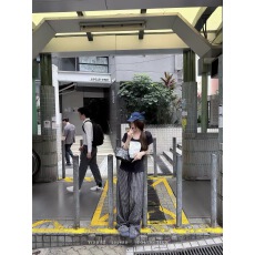 批发YISHEZ“百穿不腻”慵懒松弛感百搭格纹阔腿裤女低腰抽绳休闲长裤