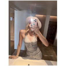 批发8uioio'妮式cozy'浅灰色v领吊带背心女2026<b class='q'>夏</b>季新款显瘦无袖上衣