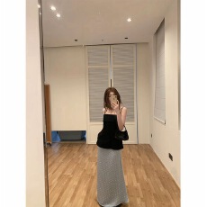 批发全黑极简夏季吊带背心短裤两件套女高级小众套装