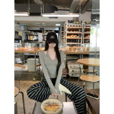 批发白水女 慵懒欧尼 条纹直筒毛织裤女秋冬宽松修身垂感保暖休闲裤