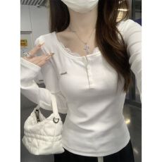 批发韩版春款 蕾丝拼接纽扣<b class='q'>长袖</b><b class='q'>T</b><b class='q'>恤</b>女内搭打底衫修身上衣