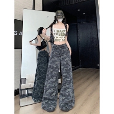 批发嘻哈宽松显瘦美式迷彩工装阔腿牛仔裤气质复古高街直筒垂感长裤