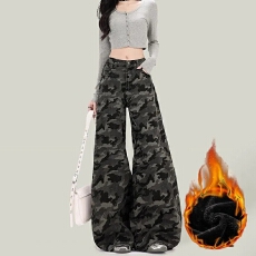 批发潮流街头高街<b class='q'>迷彩</b>工装阔腿牛仔<b class='q'>裤</b>女垂感加绒加厚ins拖地牛仔<b class='q'>裤</b>潮