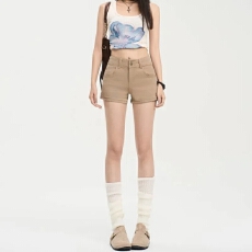 批发美式卡其色牛仔<b class='q'>短裤</b>女2026春夏新款<b class='q'>高腰</b>修身显瘦双扣弹力包臀热裤