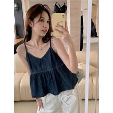 批发夏季短款牛仔小吊带背心女美式甜辣风宽松显瘦无袖娃娃衫别致上衣
