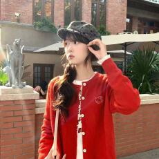 韩系圆领刺绣猫咪宽松甜美软糯针织开衫女毛衣2025新款 包芯纱