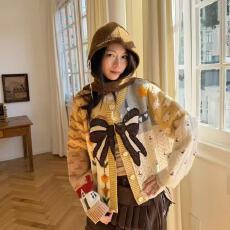 批发2026春<b class='q'>夏</b>新款趣味撞色拼接蝴蝶结套头针织衫女 包芯纱