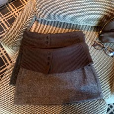 批发美拉德毛呢单排扣拼接半身<b class='q'>裙</b>女冬季外穿辣妹防走光高腰a字包臀<b class='q'>裙</b>