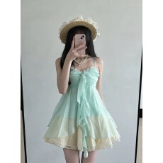批发有货 <b class='q'>蕾丝</b>拼接吊带连衣裙海边度假短裙两件套