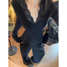 批发罗纹德绒 纯欲辣妹蕾丝花边V领打底衫女秋冬内搭修身独特长袖上衣