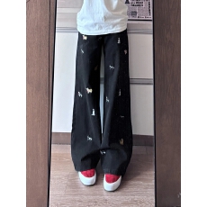 批发黑色小狗刺绣<b class='q'>牛仔裤</b>女春季新款超好看洋气童趣阔腿显瘦垂感拖地裤