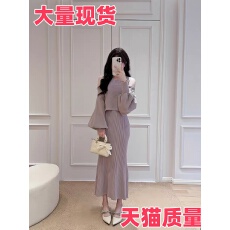 批发法式一字肩套头短款纯欲针织罩衫女2025秋新款背心<b class='q'>连衣裙</b>两件套