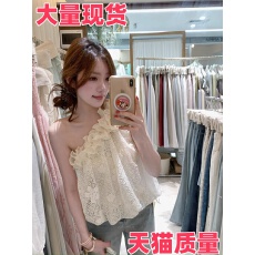 批发设计感钩花镂空蕾丝花边斜肩无袖<b class='q'>上衣</b>女夏季法式独特别致漂亮小衫