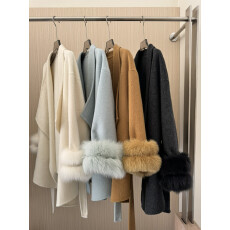 批发冬季新款大翻领<b class='q'>双面</b>系带羊毛<b class='q'>大衣</b>女狐狸毛高奢毛呢外套