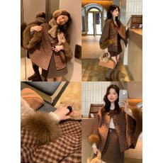 批发双面呢<b class='q'>狐狸毛</b>斗篷羊毛大衣复古毛呢外套女高级感2025