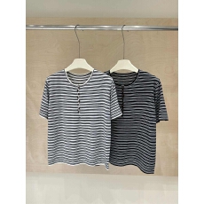 批发韩系早春超好看复古条纹罗纹<b class='q'>针织衫</b>春夏圆领长袖设计感打底上衣女