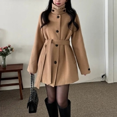 批发冬季法式高级感气质高领保暖单排扣宽松系带收腰毛呢外套韩版大衣