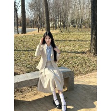 批发米白色面试西装<b class='q'>外套</b><b class='q'>女士</b>春秋新款通勤职业正装小个子穿搭<b class='q'>西服</b>套装