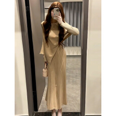 批发巨好看斗篷针织<b class='q'>连衣裙</b>子女秋冬季2025新款千金风韩系穿搭套装长裙