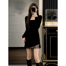 批发纯欲风黑色蕾丝拼接方领连衣裙女2026早<b class='q'>春</b>收腰显瘦长袖包臀短裙子