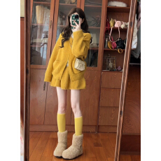 批发<b class='q'>黄色</b>针织小香风套装连衣裙子女2026冬季新款千金感穿搭一整套短裙