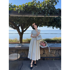 批发蕾英俊【南岛假日】法式<b class='q'>复古</b>翻领收腰<b class='q'>连衣裙</b>女夏温柔风气质长裙