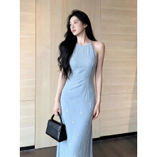 批发海边度假风蓝色无袖碎花连衣裙子女2026新款夏季法式绝美收腰<b class='q'>长裙</b>