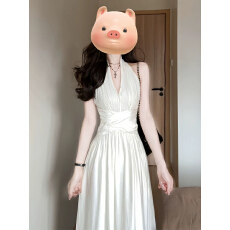 批发温柔风高级感米<b class='q'>白色</b>挂脖气质连衣裙大方得体绝美漂亮小裙子2026夏