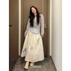 批发淡人高知穿搭一整套长袖针织罩衫薄款打底衫白色半身裙<b class='q'>休闲</b><b class='q'>套装</b>女