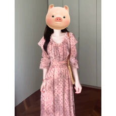 批发早春法式气质粉色<b class='q'>波点</b>长袖<b class='q'>连衣裙</b>女夏2026新款独特超好看收腰长裙