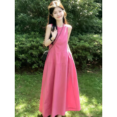 批发法式度假风无袖<b class='q'>连衣裙</b>女2026夏新款玫红色收腰长裙小众设计感气质